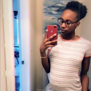 Meet your Posher, Cyia